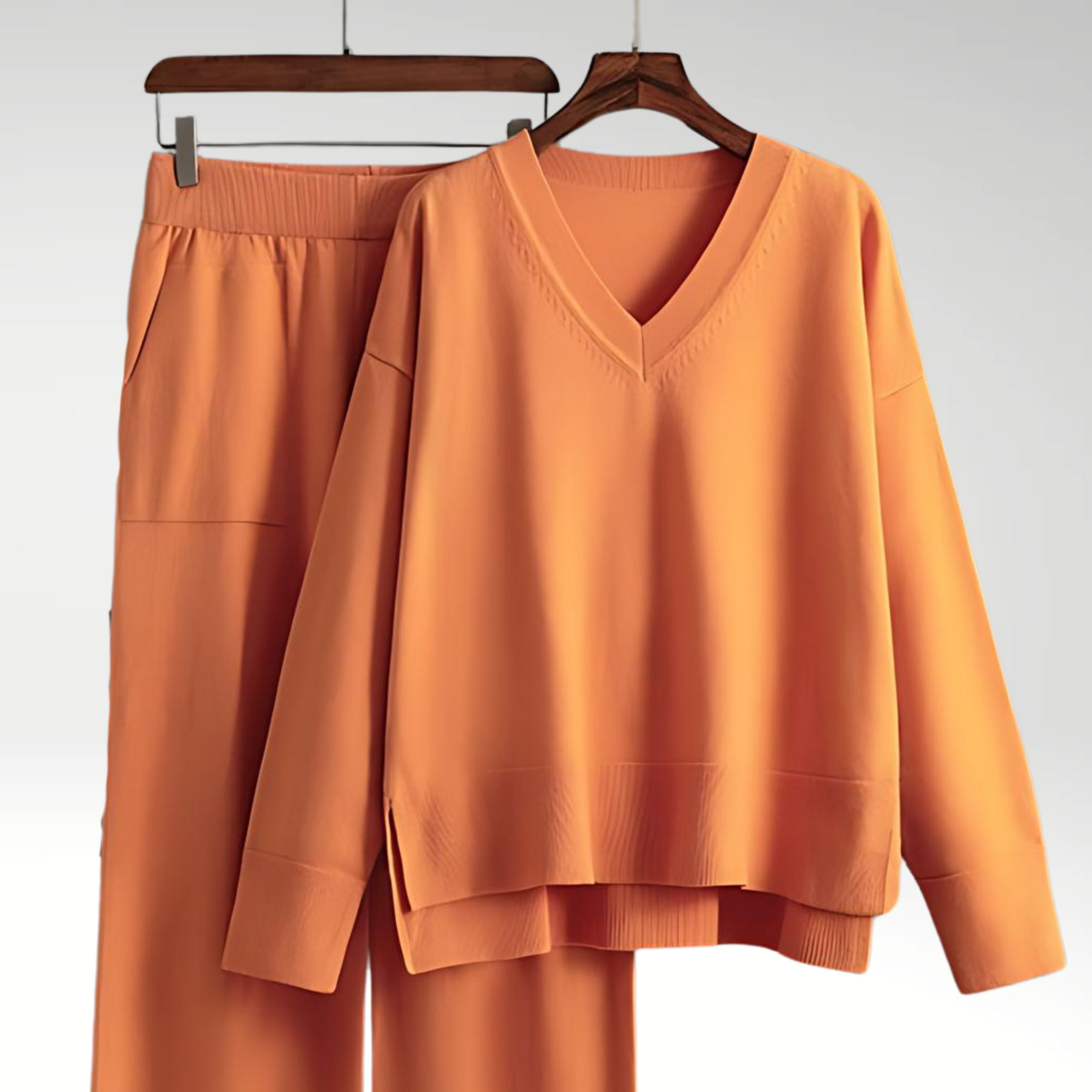 Varel | Completo di lusso a due pezzi con scollo a V